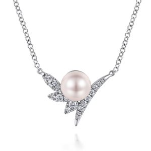 Silver Necklace with Pearl